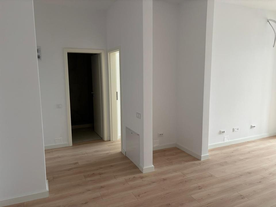 Apartament de 2 camere , 49 mp, finisat , BMW