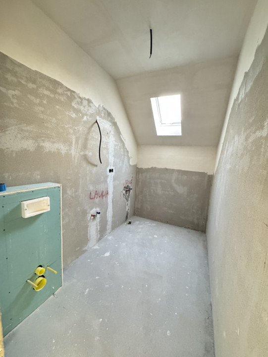 Casa Individuala, 5 camere, 120 mp, teren liber 590 mp, Chinteni