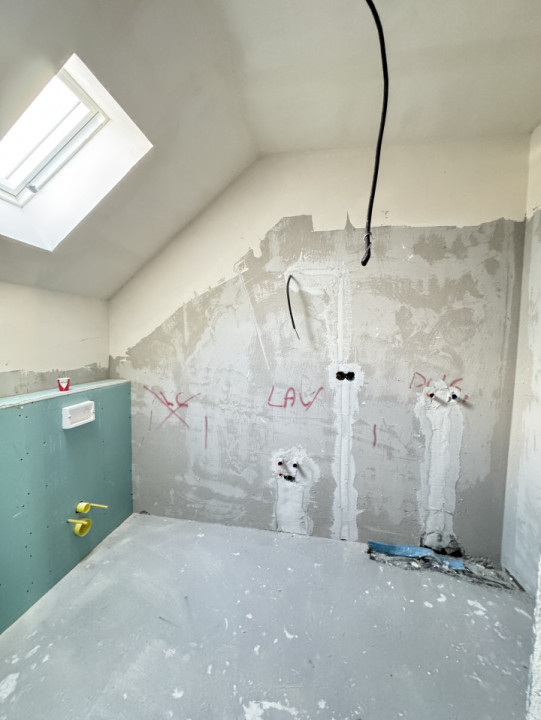 Casa Individuala, 5 camere, 120 mp, teren liber 590 mp, Chinteni