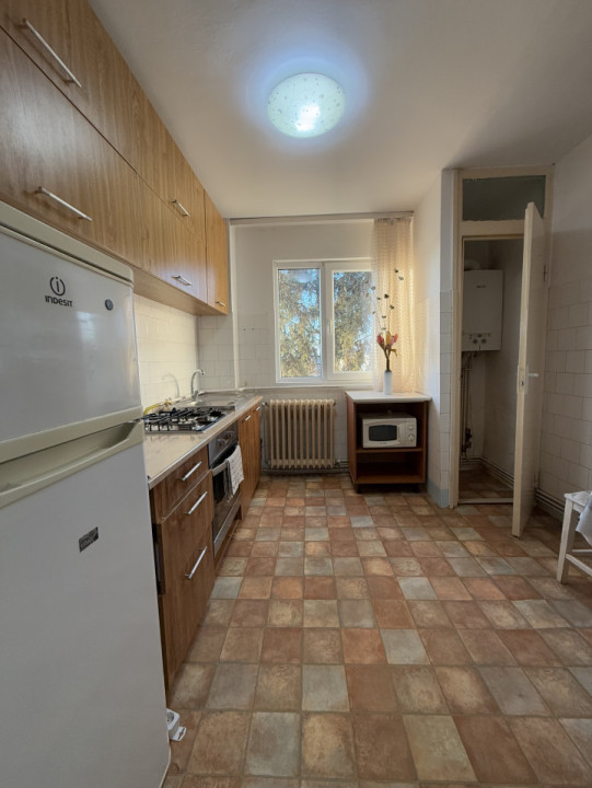 Apartament cu 2 camere zona complex Diana 