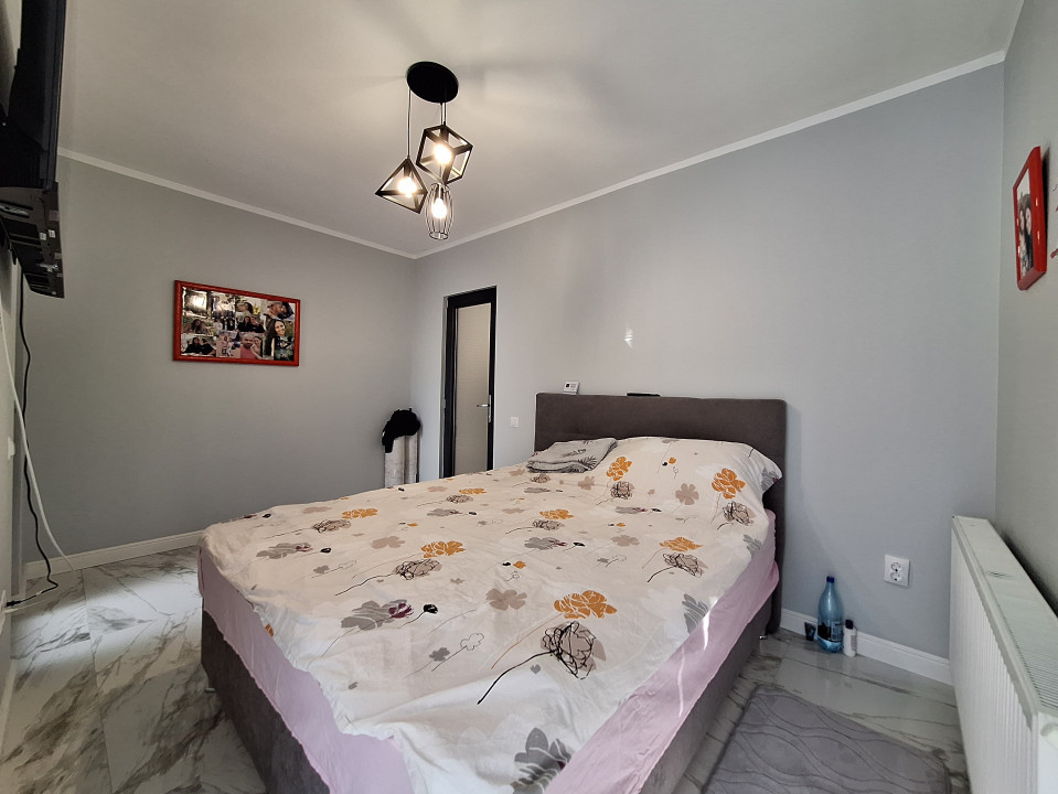 Apartament cu 2 camere, 55 mp, balcon, zona Eroilor