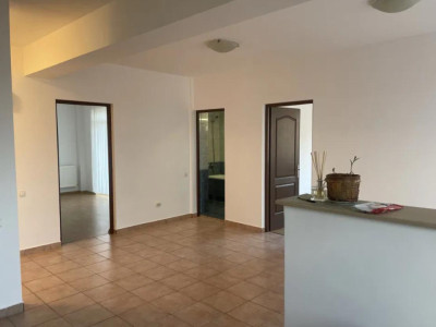 Apartament 3 camere, 68 MP, Manastur