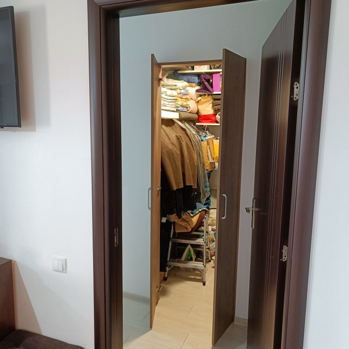 Apartament 2 camere, 55 mp, etajul 1, finisat, balcon, zona Restaurant Regal