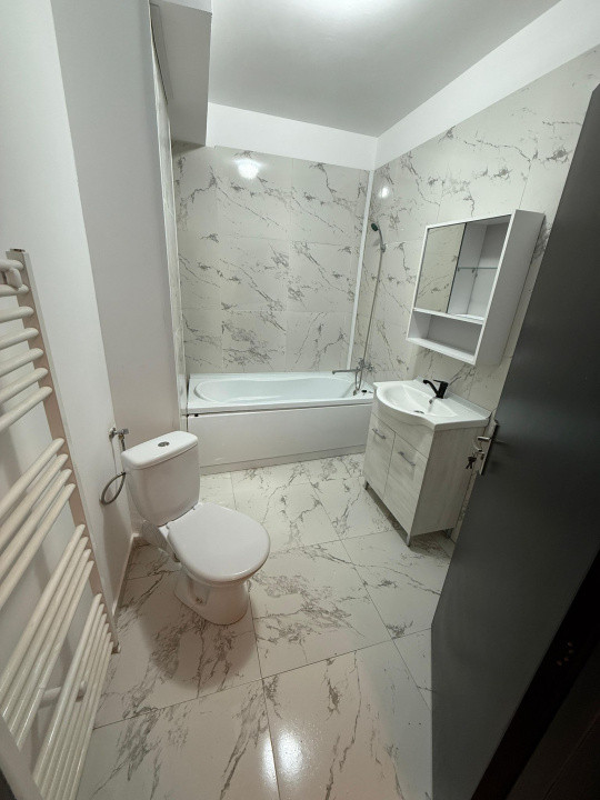 Apartament cu 2 camere, 2 dresinguri 