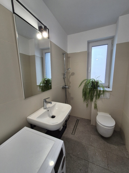 Apartament 3 camere, 77 mp, la cheie, cartier Europa