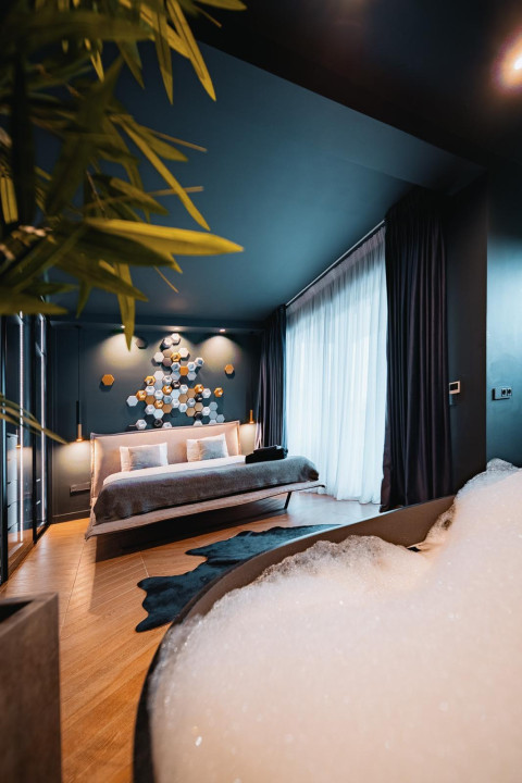 Apartament de lux cu 3 camere, zona Buna Ziua