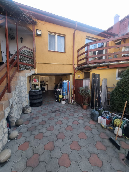 Casă individuală, cu 3 camere, pod, pivniță, 110 mp, Oașului 