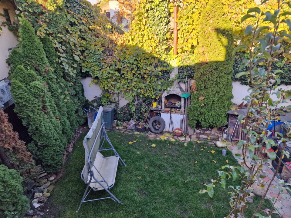 Casă individuală, cu 3 camere, pod, pivniță, 110 mp, Oașului 