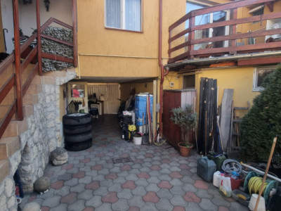 Casă individuală, cu 3 camere, pod, pivniță, 110 mp, Oașului 