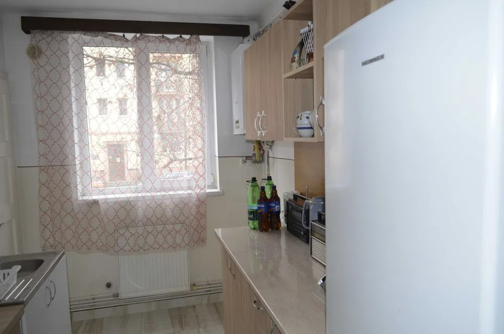Apartament 2 camere 42 mp situat in  zona Horea