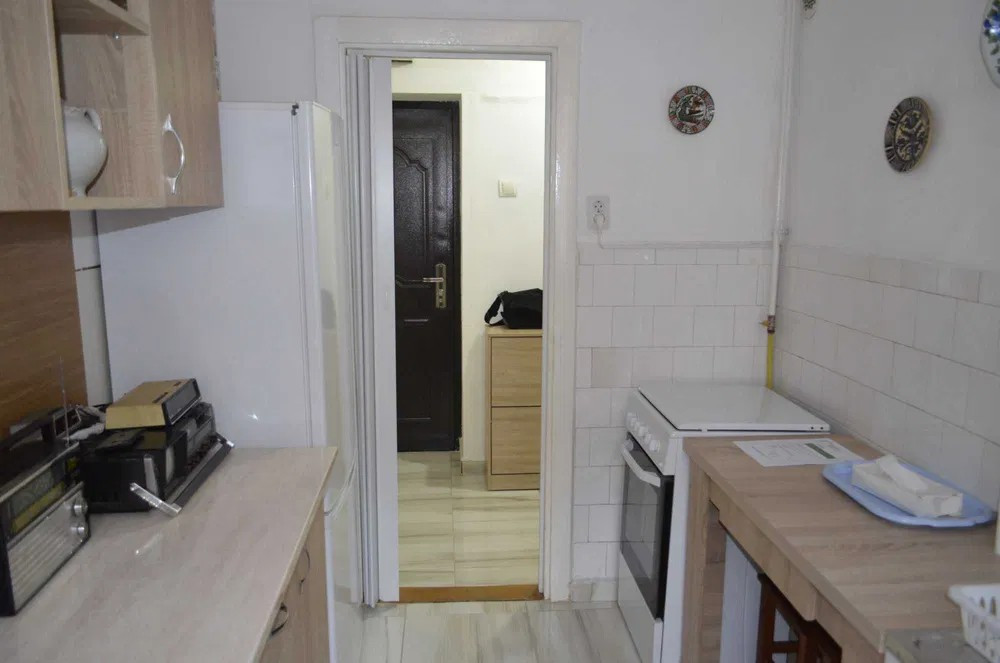 Apartament 2 camere 42 mp situat in  zona Horea
