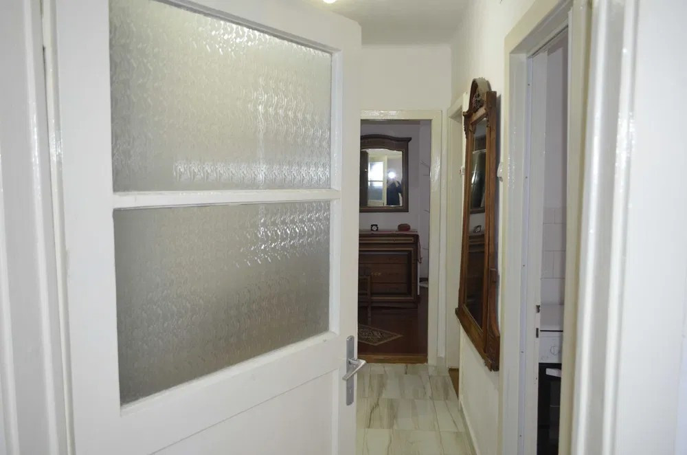 Apartament 2 camere 42 mp situat in  zona Horea