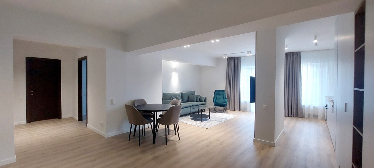 Apartament cu 2 camere de lux, 82mp in Plopilor 