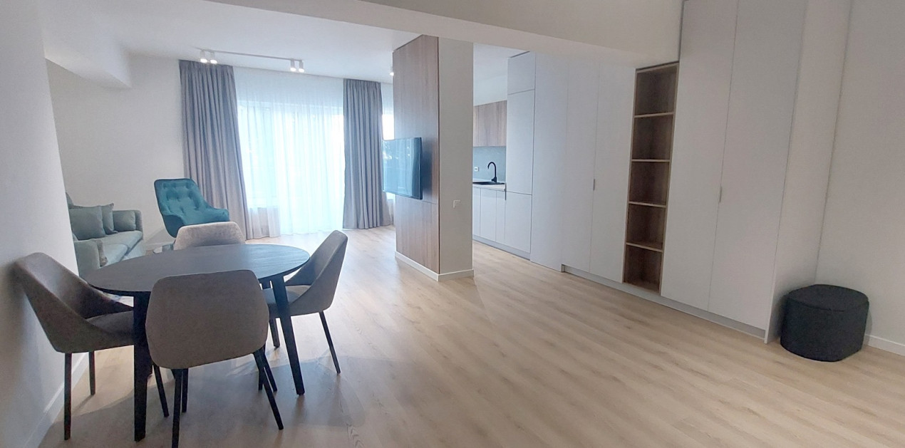 Apartament cu 2 camere de lux, 82mp in Plopilor 