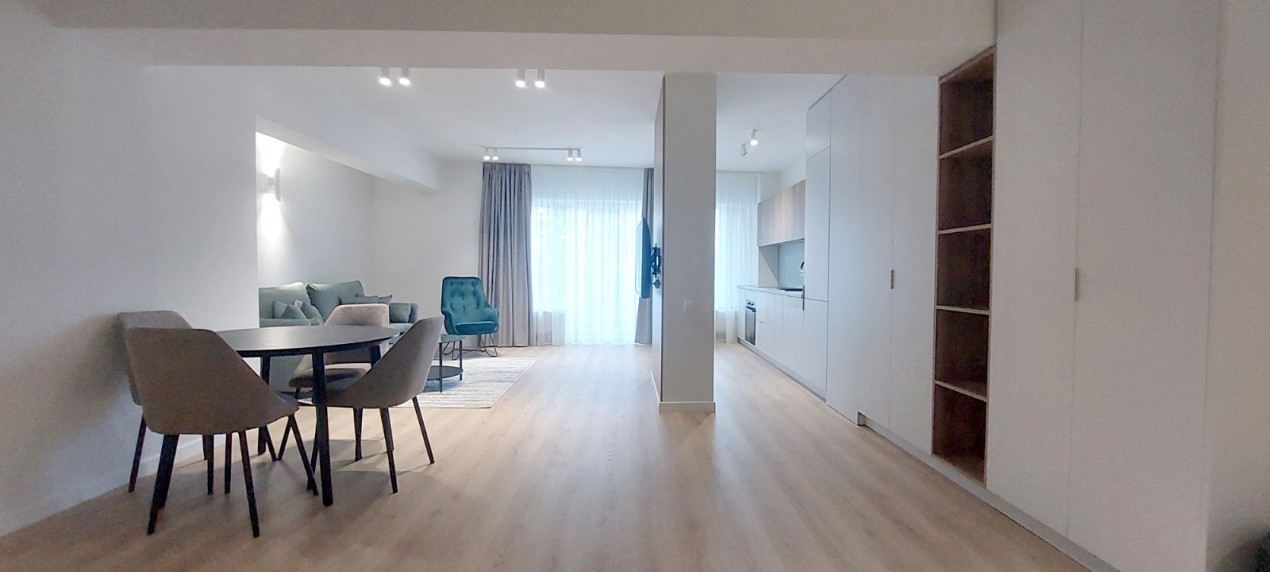 Apartament cu 2 camere de lux, 82mp in Plopilor 