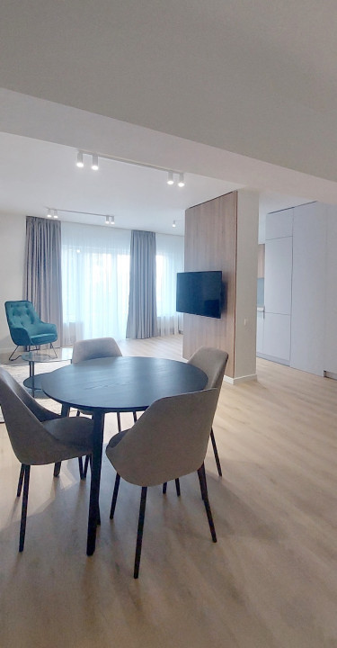Apartament cu 2 camere de lux, 82mp in Plopilor 