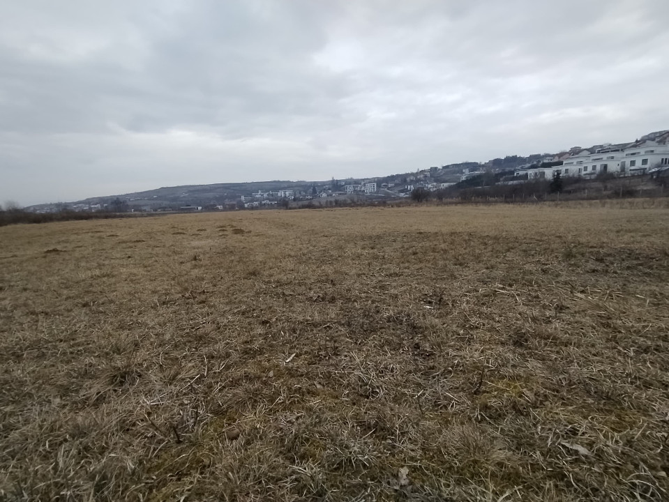 Teren Intravilan de vânzare, 4300mp, front 25 ml, Borhanci