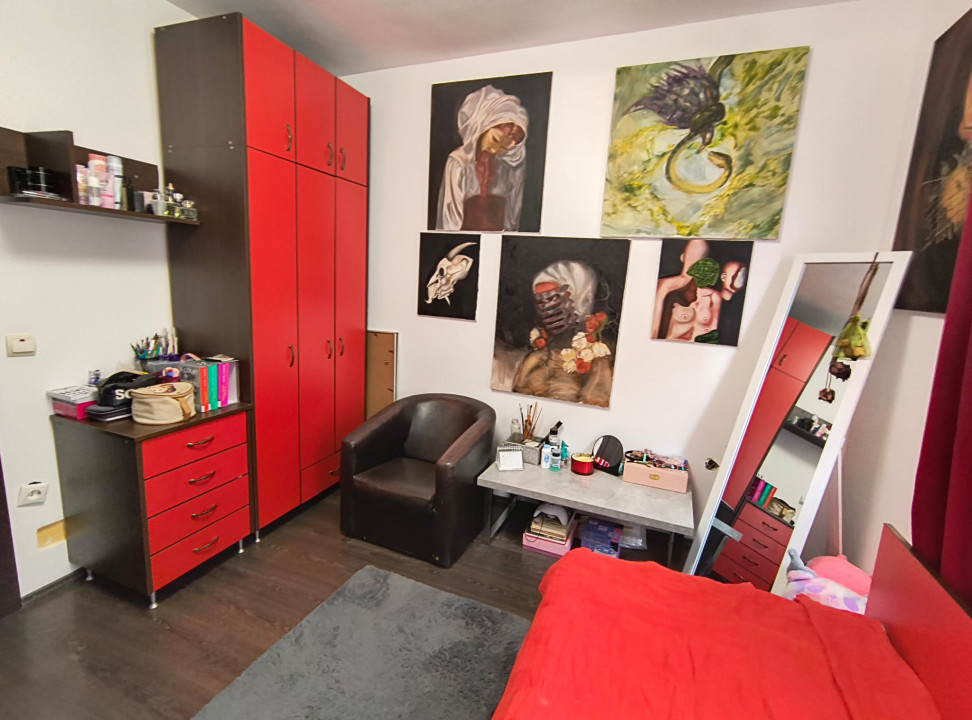 Apartament cu 3 camere, 58 mp, parcare, zona Terra