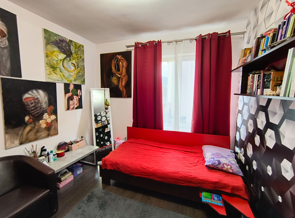 Apartament cu 3 camere, 58 mp, parcare, zona Terra