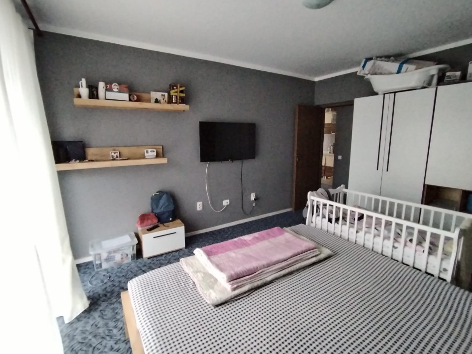 Apartament de vanzare, 2 camere,52 mp, Zona Porii