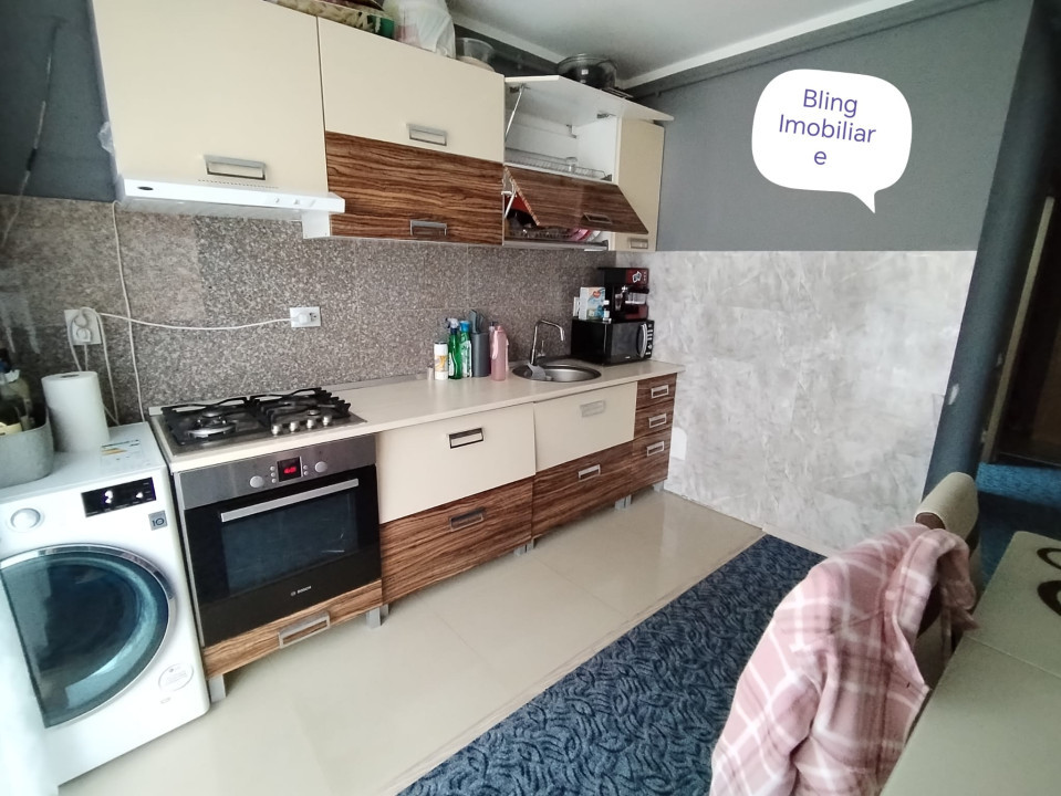 Apartament de vanzare, 2 camere,52 mp, Zona Porii