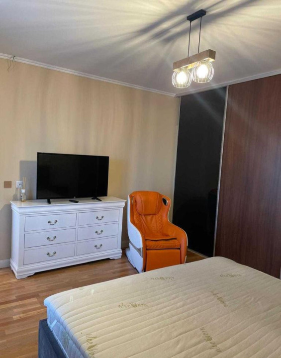 Apartament de vanzare, 57 mp, 3 camere, terasa acoperita, Zona Iazului