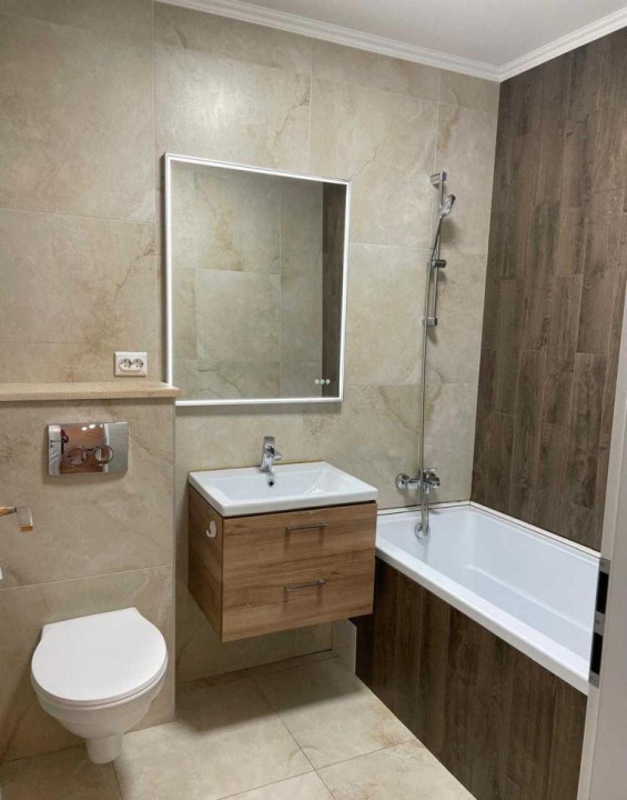 Apartament de vanzare, 57 mp, 3 camere, terasa acoperita, Zona Iazului