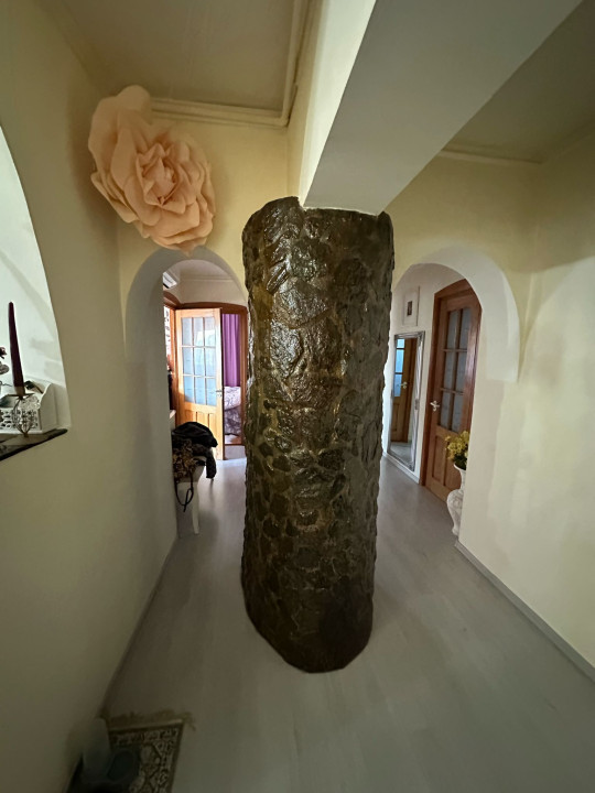 apartament cu 3 camere decomandate