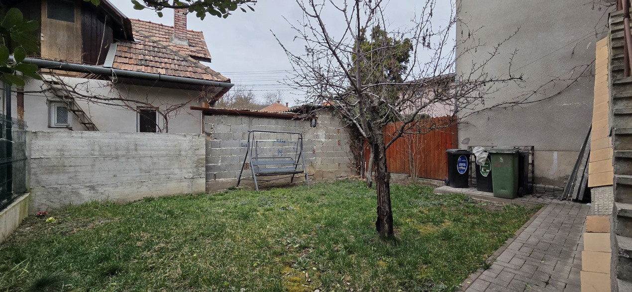 Casă individuală, 1555 euro/mp, 225 mp utili, zona Oașului