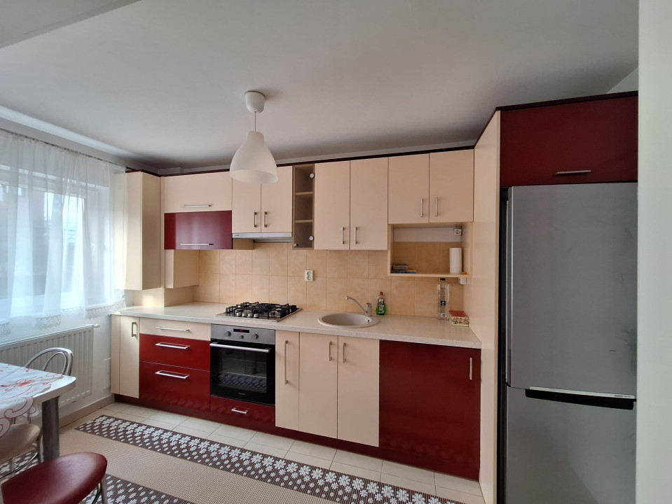 Apartament cu 2 camere decomandate, 57 mp, etaj 3, cartier Buna Ziua