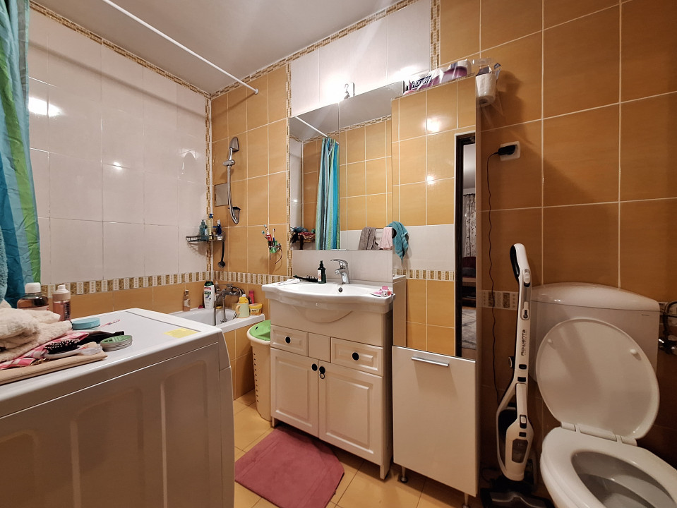 Apartament cu 3 camere, 64,23 mp, parcare, zona KIK