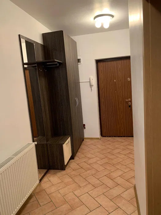 Apartament cu 2 camere, 50 mp, balcon, zona Eroilor