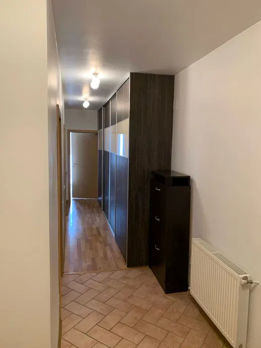 Apartament cu 2 camere, 50 mp, balcon, zona Eroilor