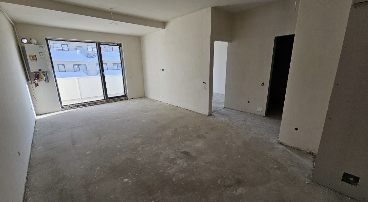 Apartament 2 camere, semidecomandat, semifinisat, 45 mp , zona Eroilor 