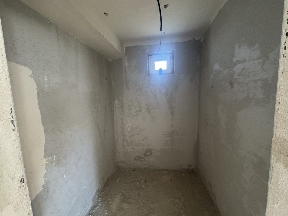 Casă individuală, 430 mp utili, 800 mp teren, zona Sălicea