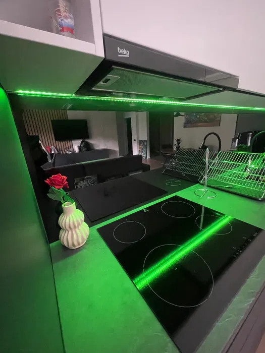 Apartament cu 2 camere, 53 mp, balcon, zona Teilor