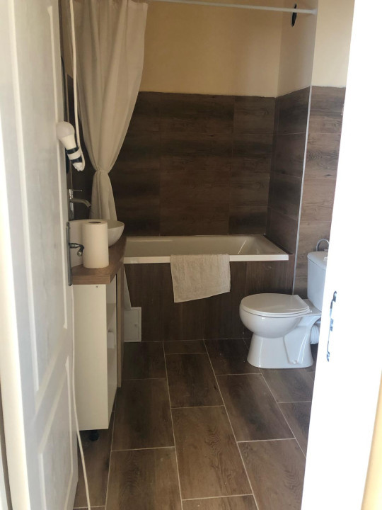 Apartament cu 3 camere