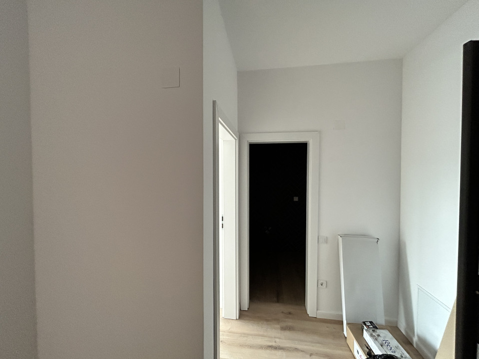Apartament cu 3 camere 55mp terasa 10mp Central Eroilor 