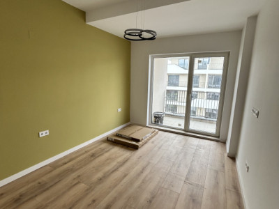 Apartament cu CF 3 camere finisat 55mp terasa 10mp Central Eroilor 
