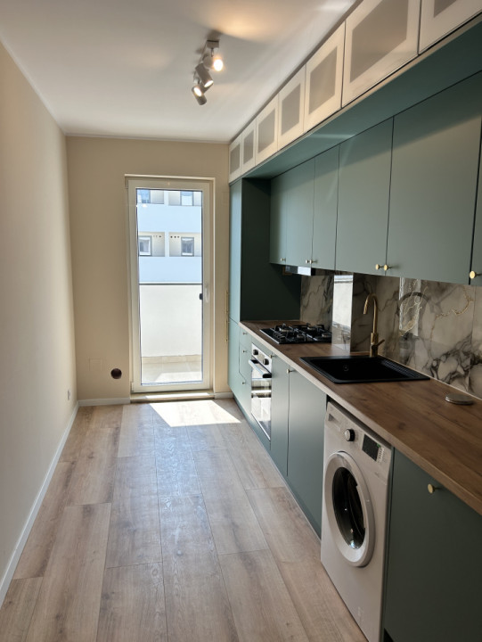 Apartament cu 3 camere finisat 55mp terasa 10mp Central Eroilor 