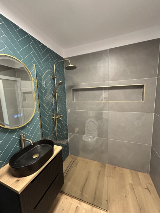 Apartament cu 3 camere finisat 55mp terasa 10mp Central Eroilor 