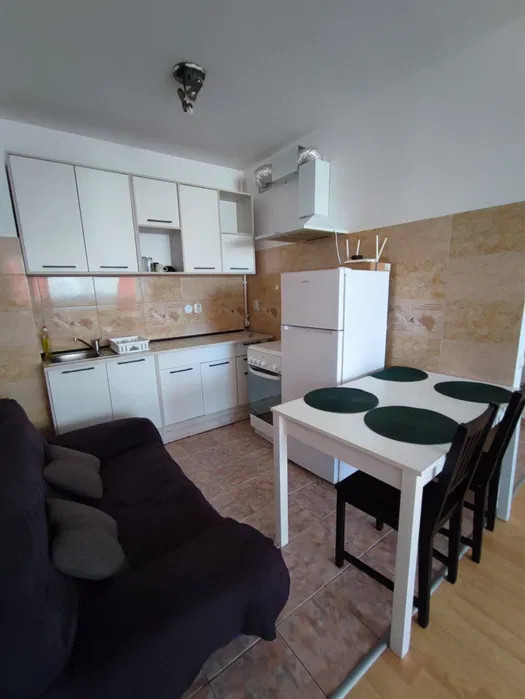 Apartament cu 3 camere, 61 mp, balcon, zona Dorobanților