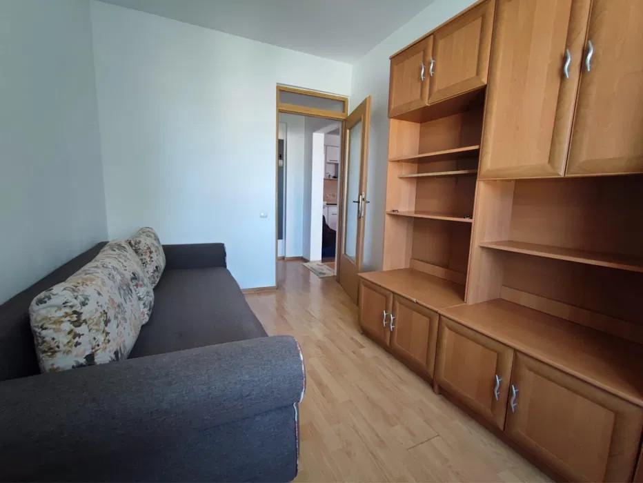 Apartament cu 3 camere, 61 mp, balcon, zona Dorobanților