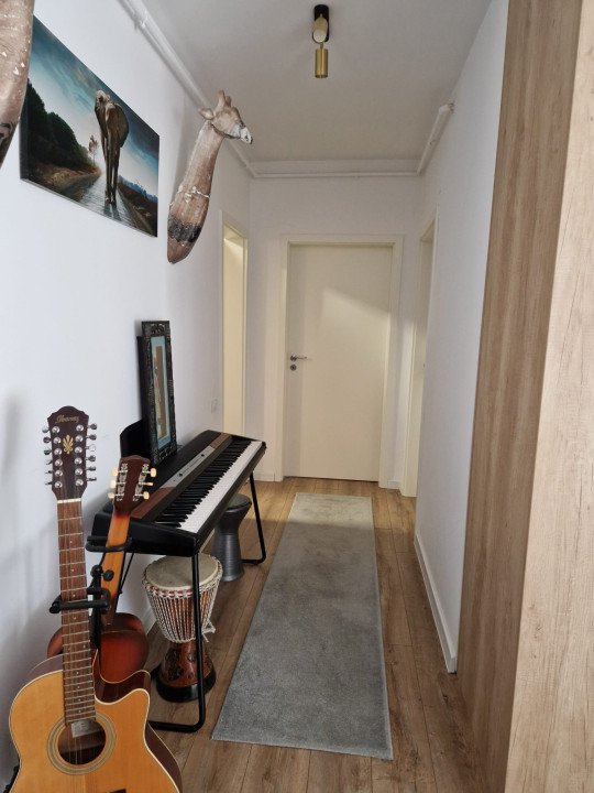 Apartament de 3 camere,67 mp,cu gradina,loc de parcare, zona Teilor