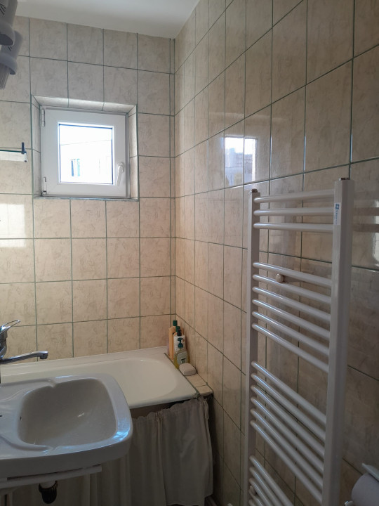 Apartament 3 camere decomandat, 47mp, Manastur zona Parang