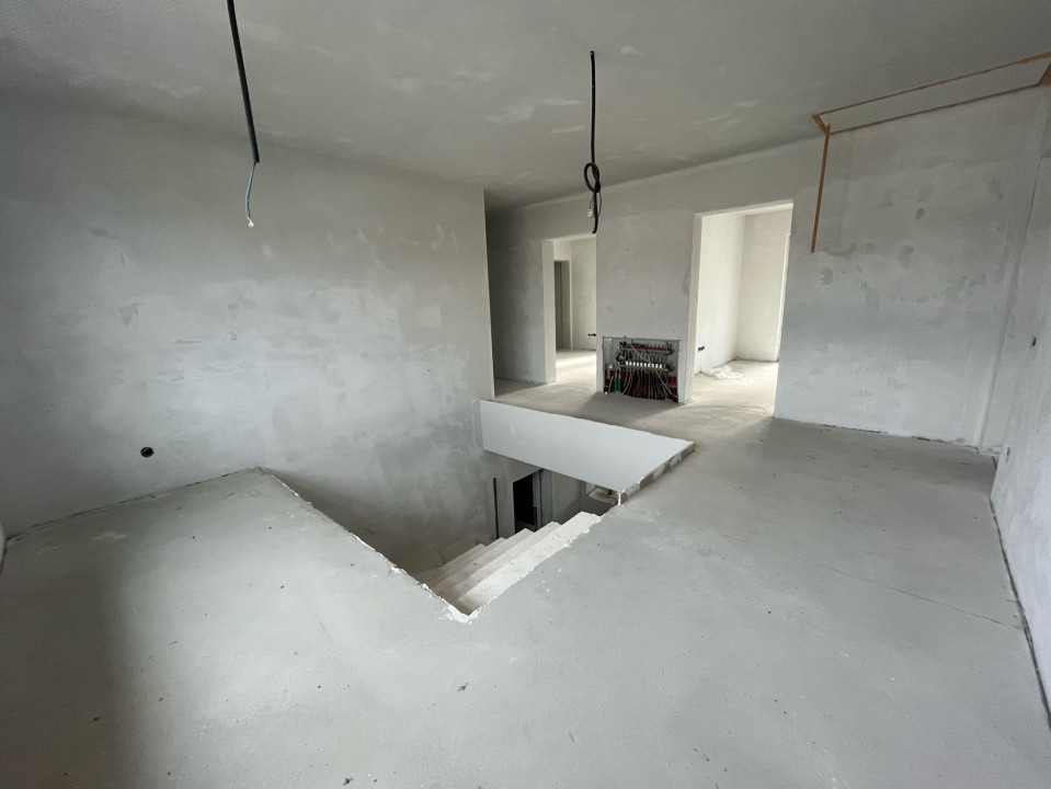 Casa individuala, 5 camere, 268mp si teren 500mp. Comuna Chinteni