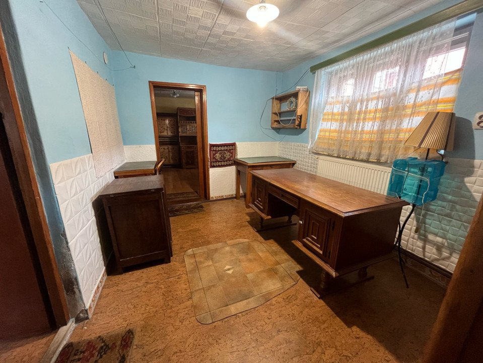 Casa 2 camere, 70mp, 130mp teren, BT ARENA