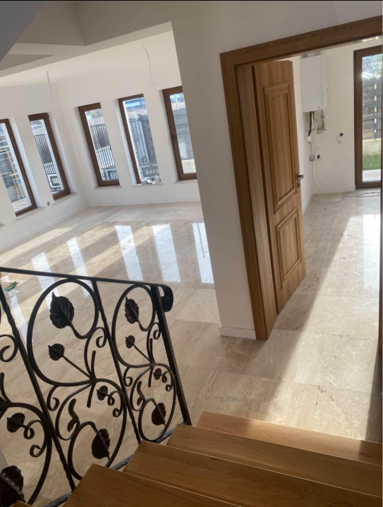 Casă individuală, 5 camere, 120 mp, teren 325 mp, Apahida