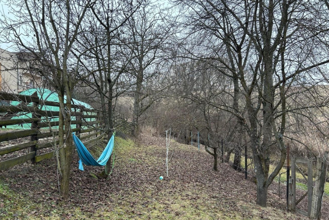 Teren intravilan cu casa demolabila 560 mp AUTORIZAT , Andrei Muresanu