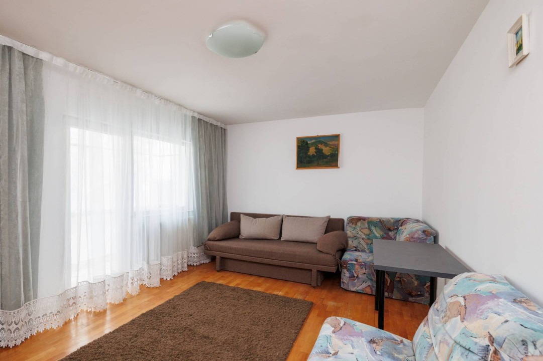 Apartament cu 2 camere decomandate, 54 mp,cartierul Între Lacuri, zona Iulius